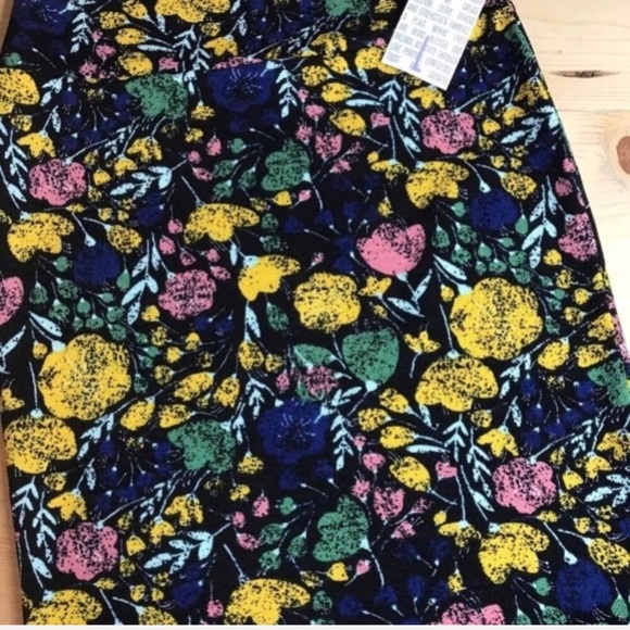 Lularoe Floral Print Cassie Skirt - L - Picture 1 of 5